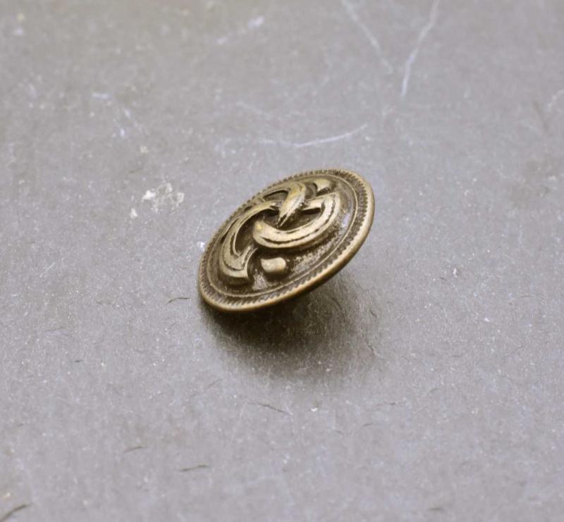 Keltischer Knopf mit Triqueta Bronzefarben